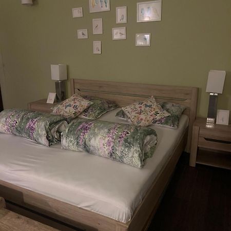 Apartament Ptasie Radio Szczecinek Bagian luar foto